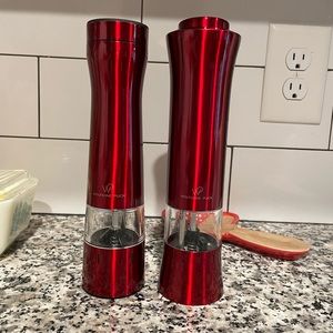 Wolfgang Puck Electric Salt & Pepper Grinders